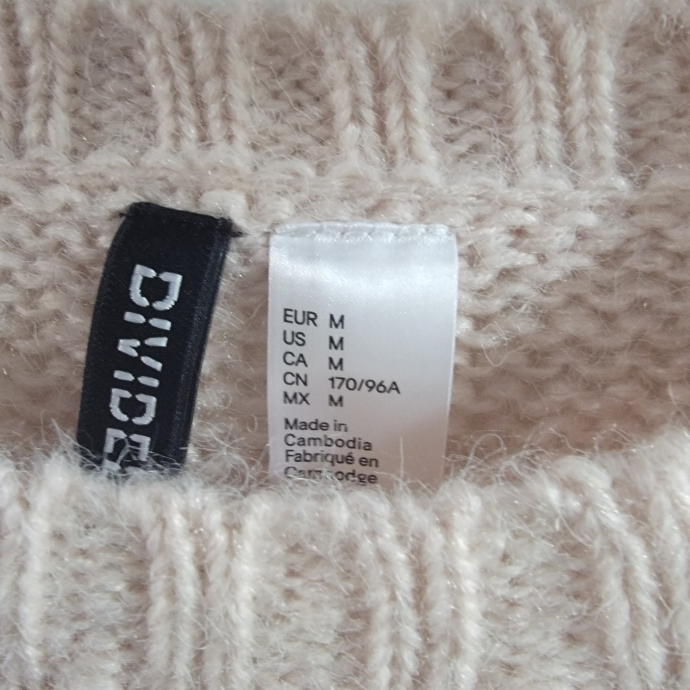 Pastal Pink Crop Sweater From H&M - Picture 4 of 4